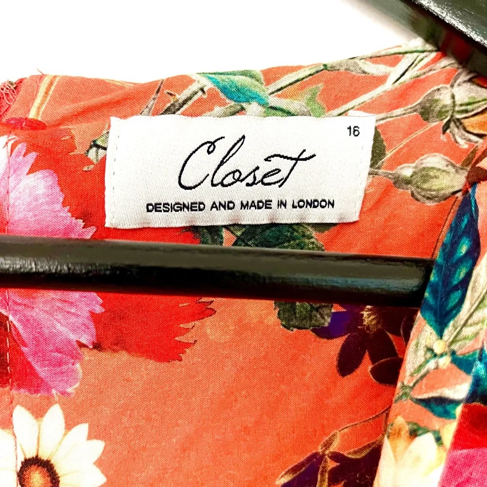 Gorgeous faux wrap floral dress from Closet, coral w/ flowers, Size 16 UK, 14 US - Picture 2 of 4